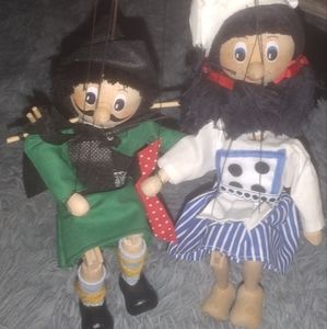 wooden puppet's